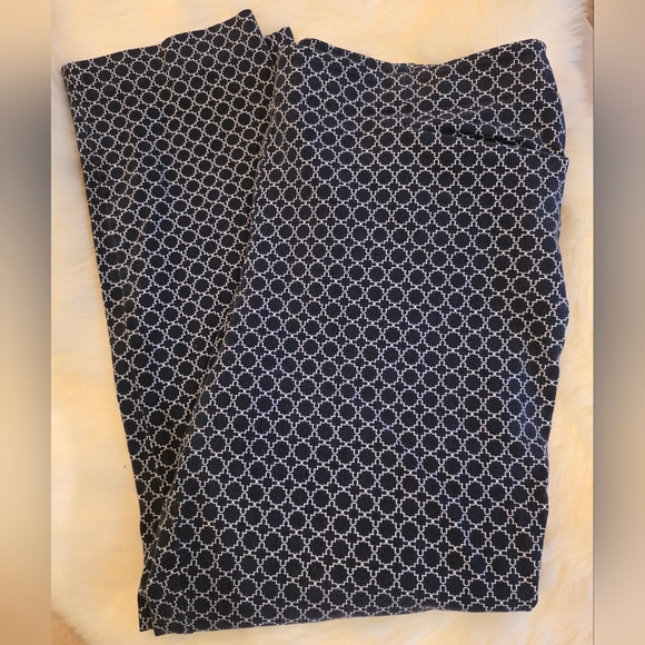 Talbots Womens BLUE and White Geometric Pattern Size 14 - Picture 3 of 4